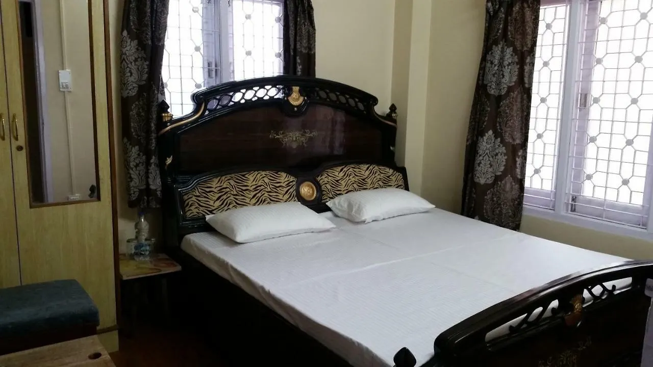 ***  Flyer Exotica Bed & Breakfast Shimla India